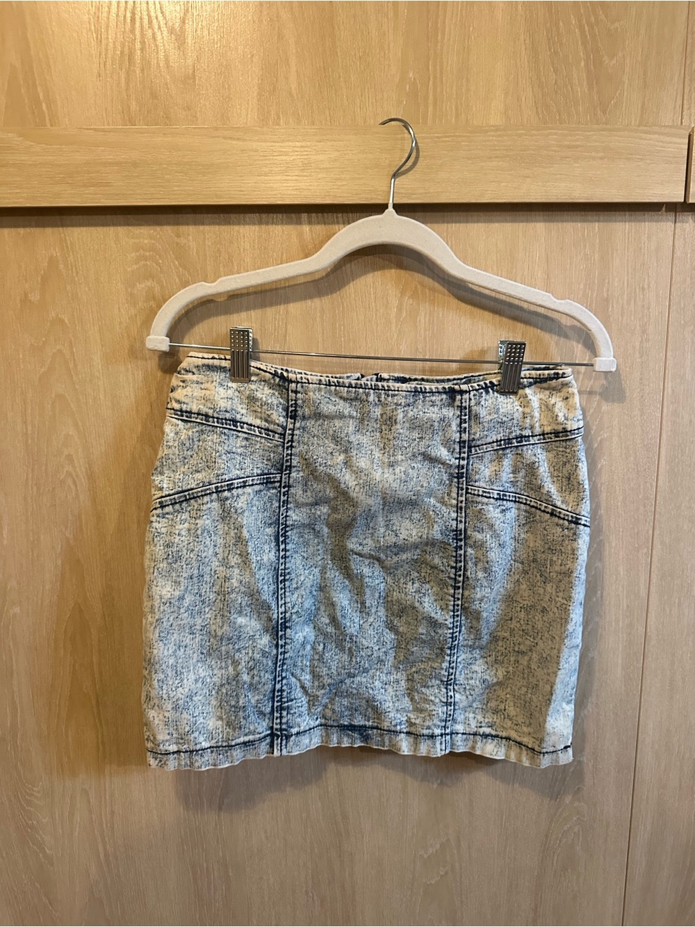 Nollie Light Acid-Wash Denim Mini Skirt in Faded Blue
